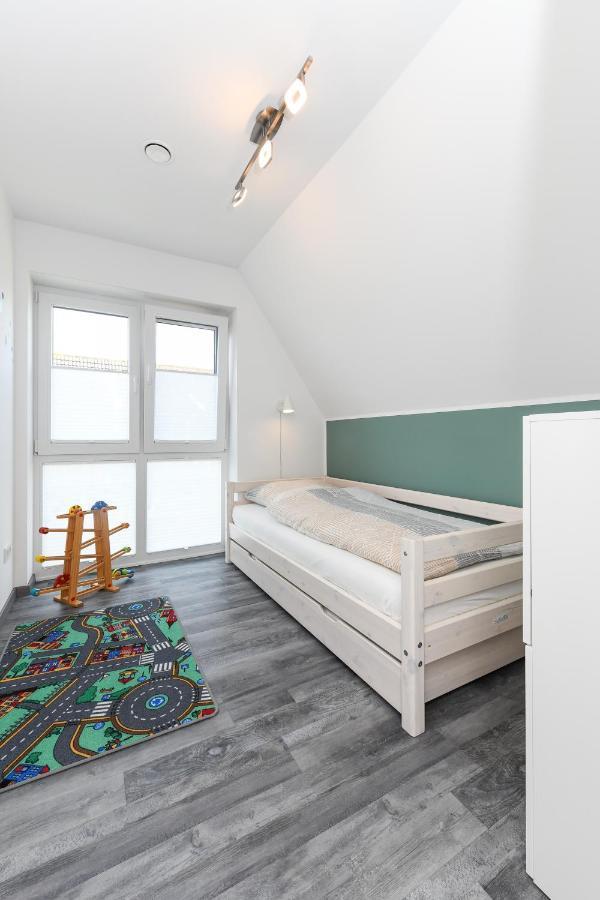 Ferienhaus Ella 多纳莫塞尔 外观 照片